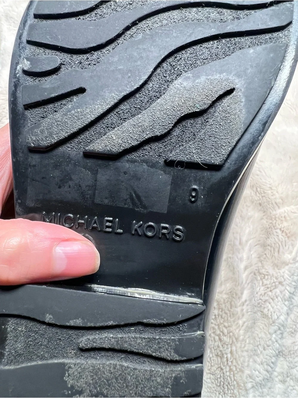Michael Kors Chelsea rain booties size 9